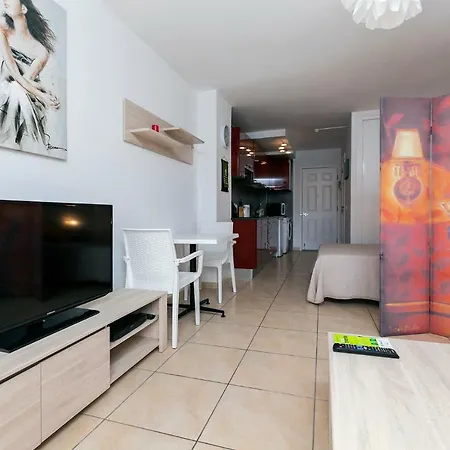 Popular Complex Apartment *